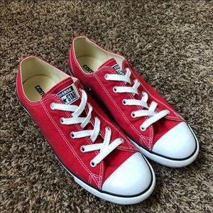 Red converse